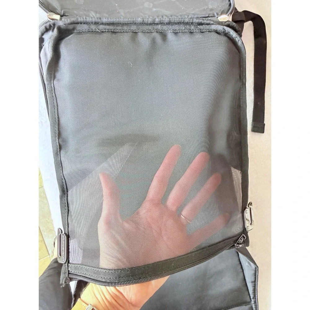 Paperclip Willow Diaper‎ Bag Backpack Cream Black Quilted with Changing Station